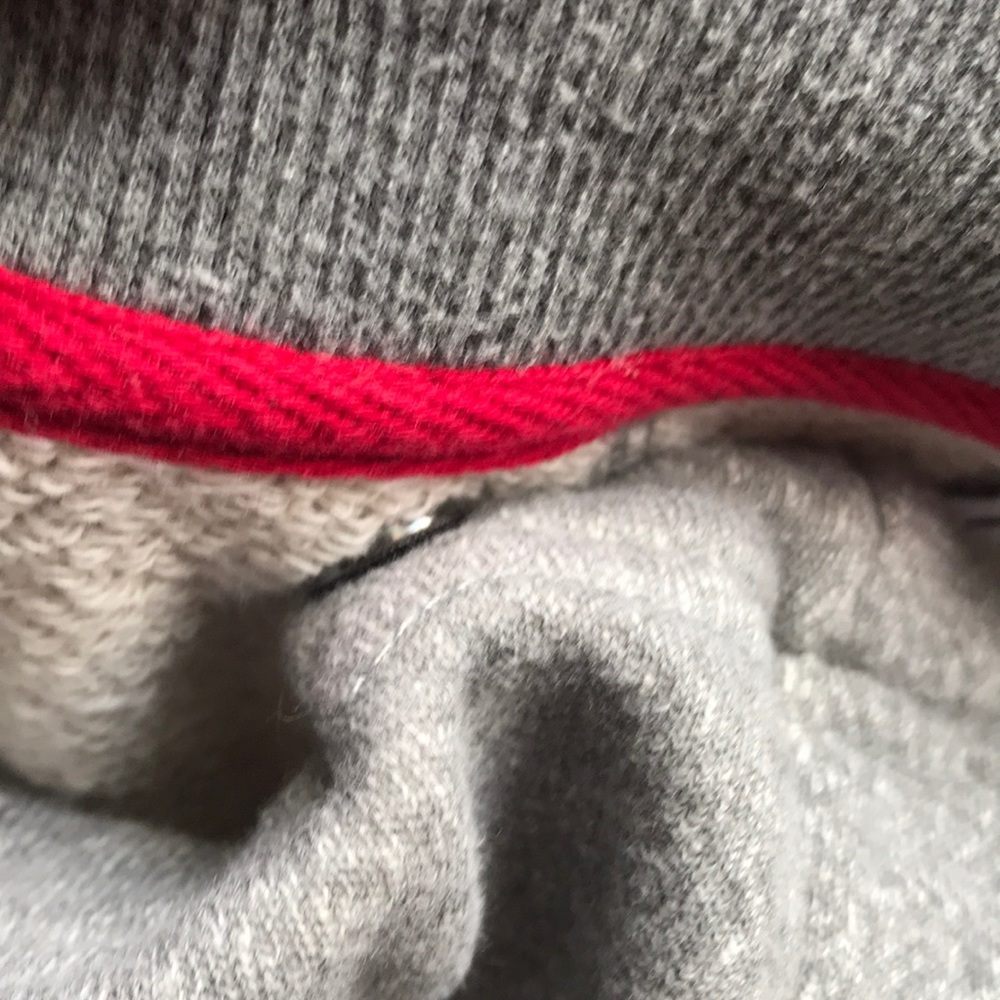 Removable Hood! 🔆 - Picture 4 of 4